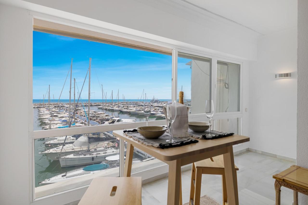 Appartement Luxurious Frontline Penthouse In Puerto Banus à Marbellac Extérieur photo