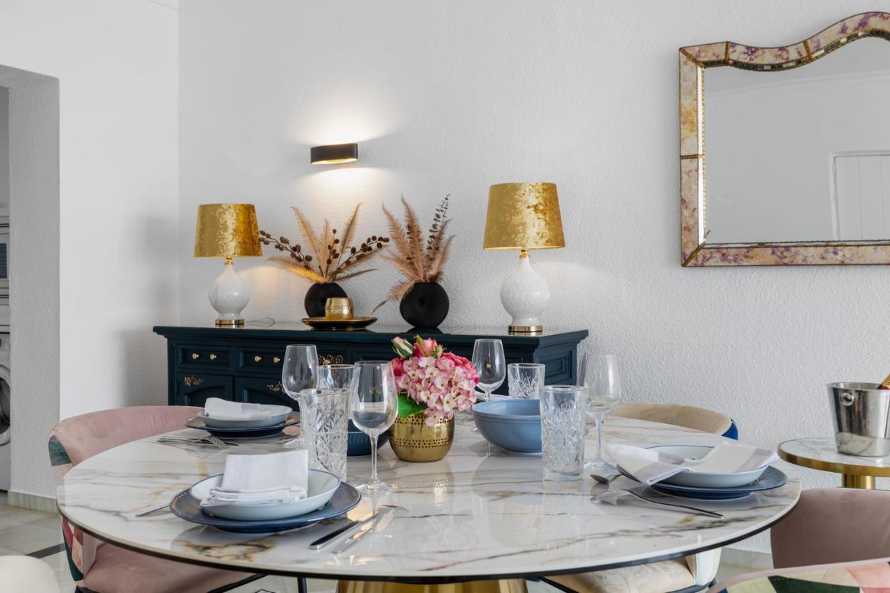 Appartement Luxurious Frontline Penthouse In Puerto Banus à Marbellac Extérieur photo